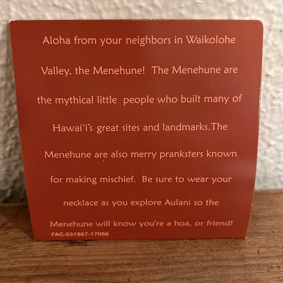 Aulani Menehune necklace - Picture 4 of 4